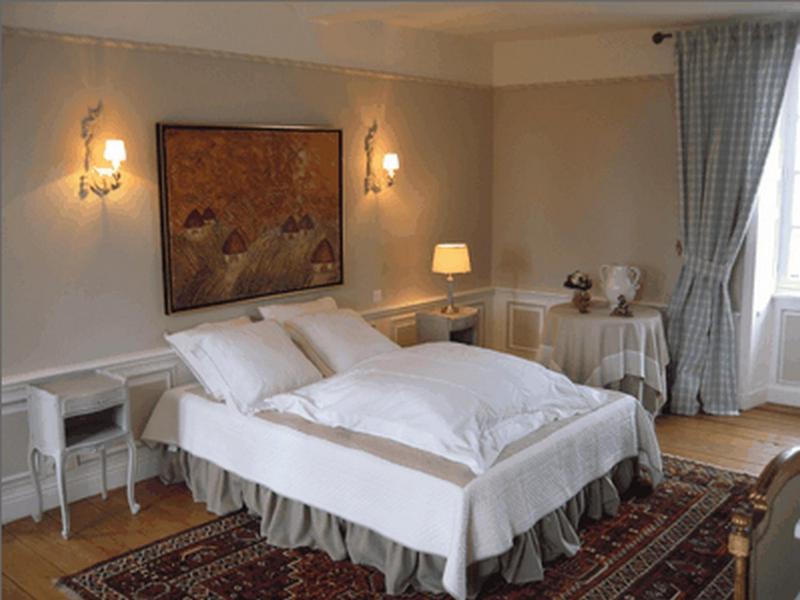 Chambres D'Hotes Le Petit Sully Sully  Bilik gambar